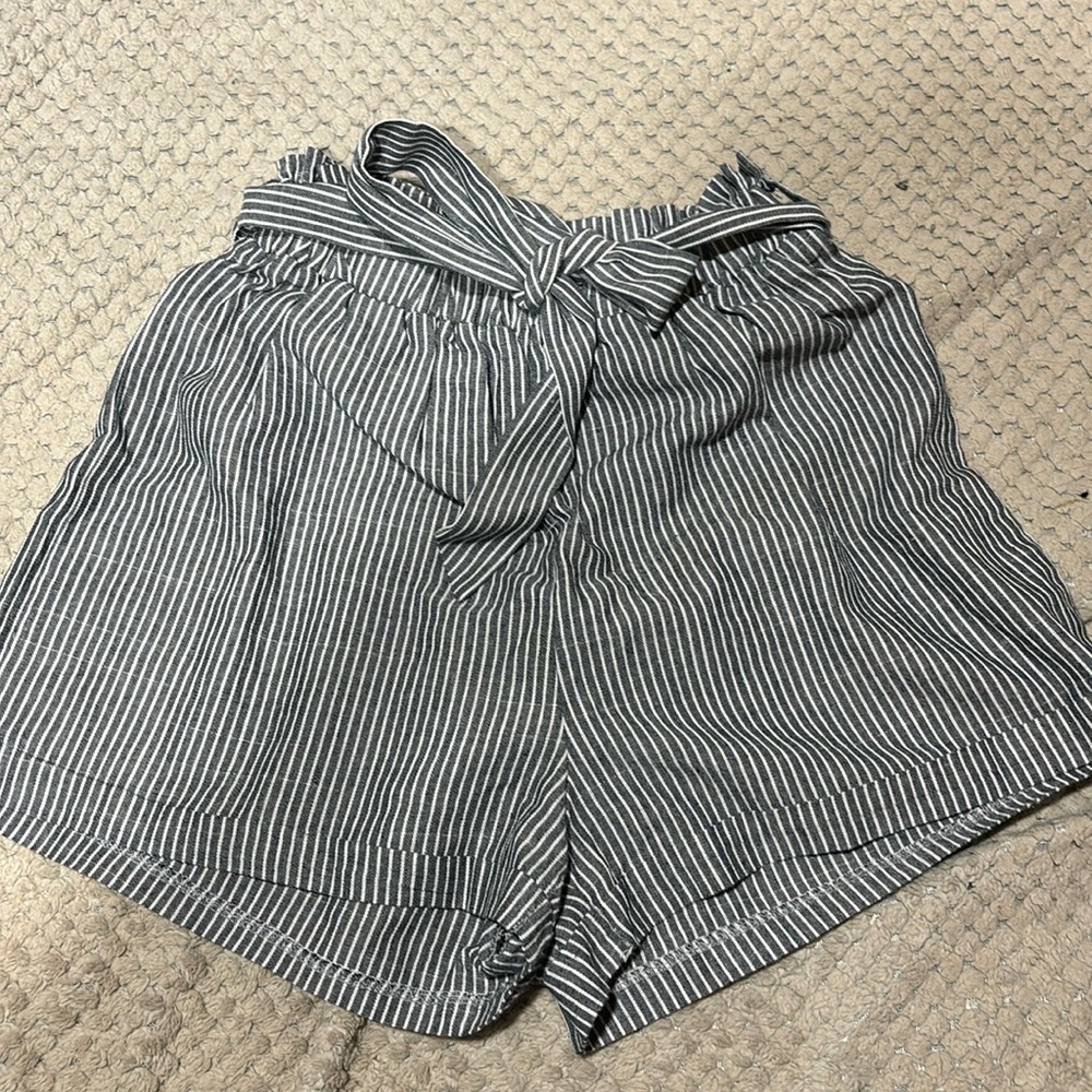 Large - Dress Up Shorts